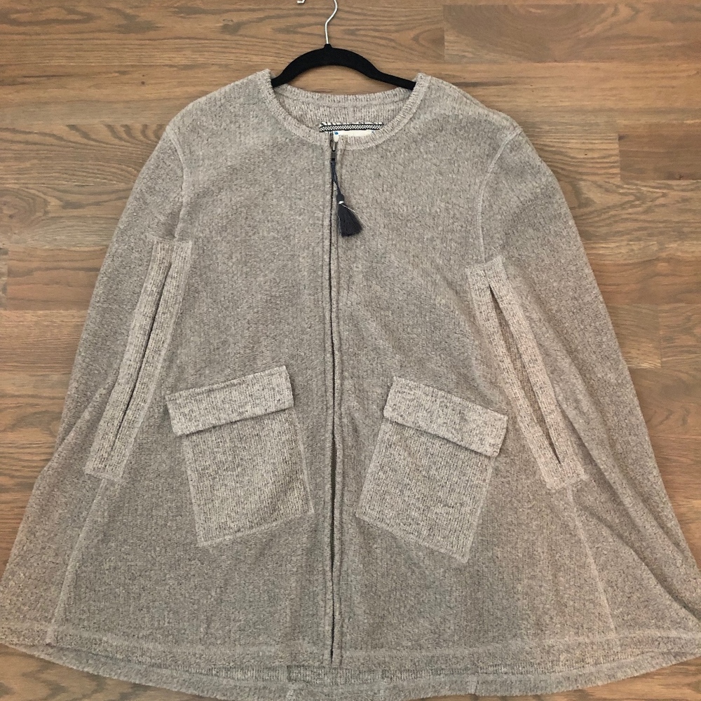 Anthropologie Grey Pancho